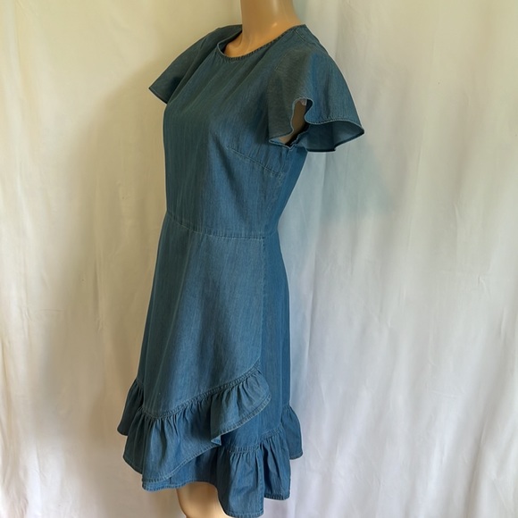 🩵 Draper James Blue Chambray Dress - Picture 3 of 8